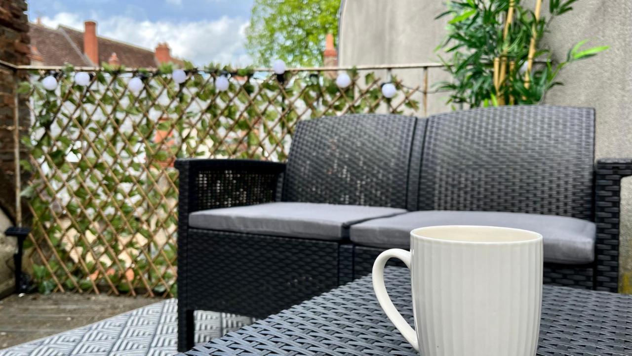 L'Artiste En Duplex Apartment Nevers Exterior foto